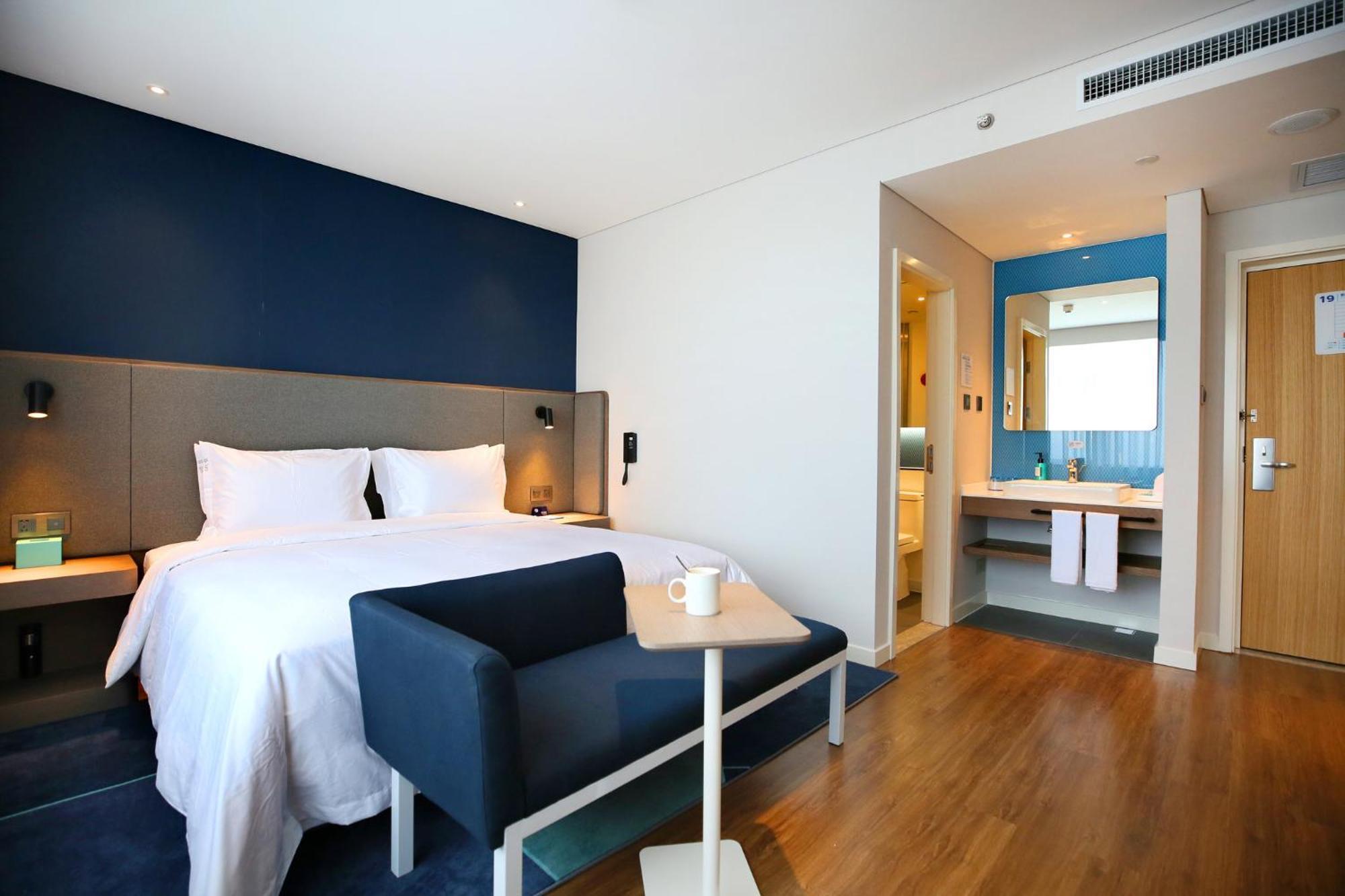 Holiday Inn Express Chengdu North Railway Station By Ihg - Near Panda Base, Near Chunxi Road Dış mekan fotoğraf