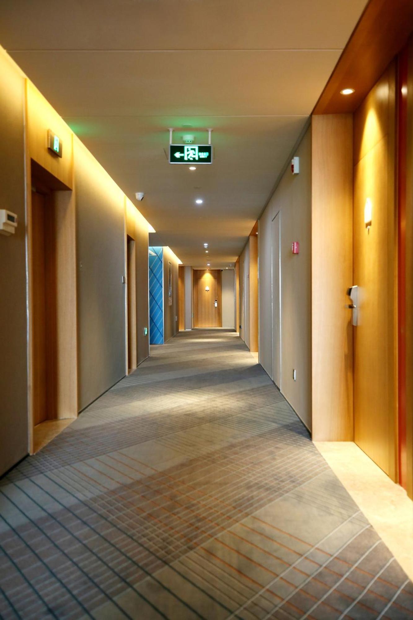 Holiday Inn Express Chengdu North Railway Station By Ihg - Near Panda Base, Near Chunxi Road Dış mekan fotoğraf