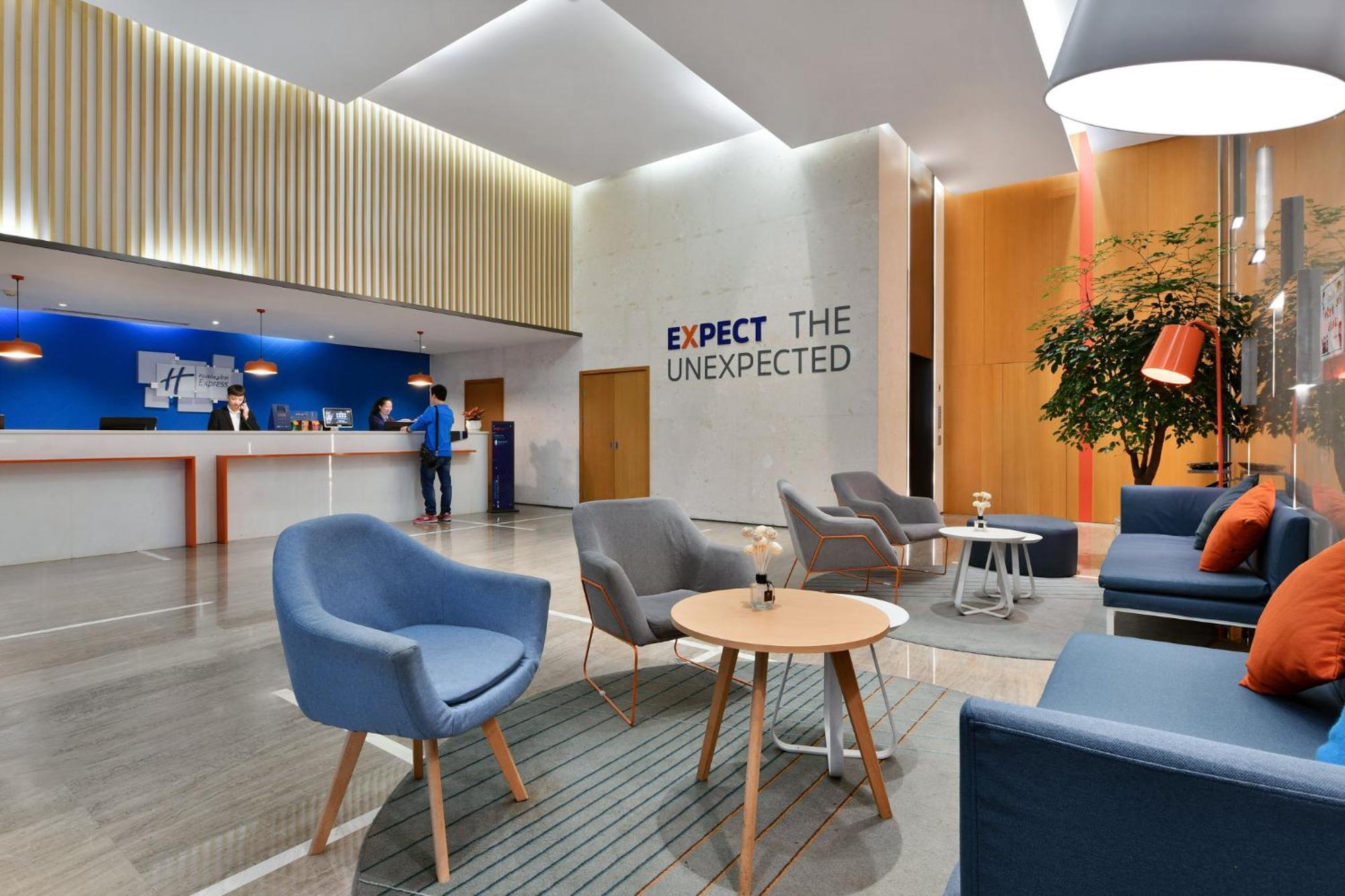 Holiday Inn Express Chengdu North Railway Station By Ihg - Near Panda Base, Near Chunxi Road Dış mekan fotoğraf