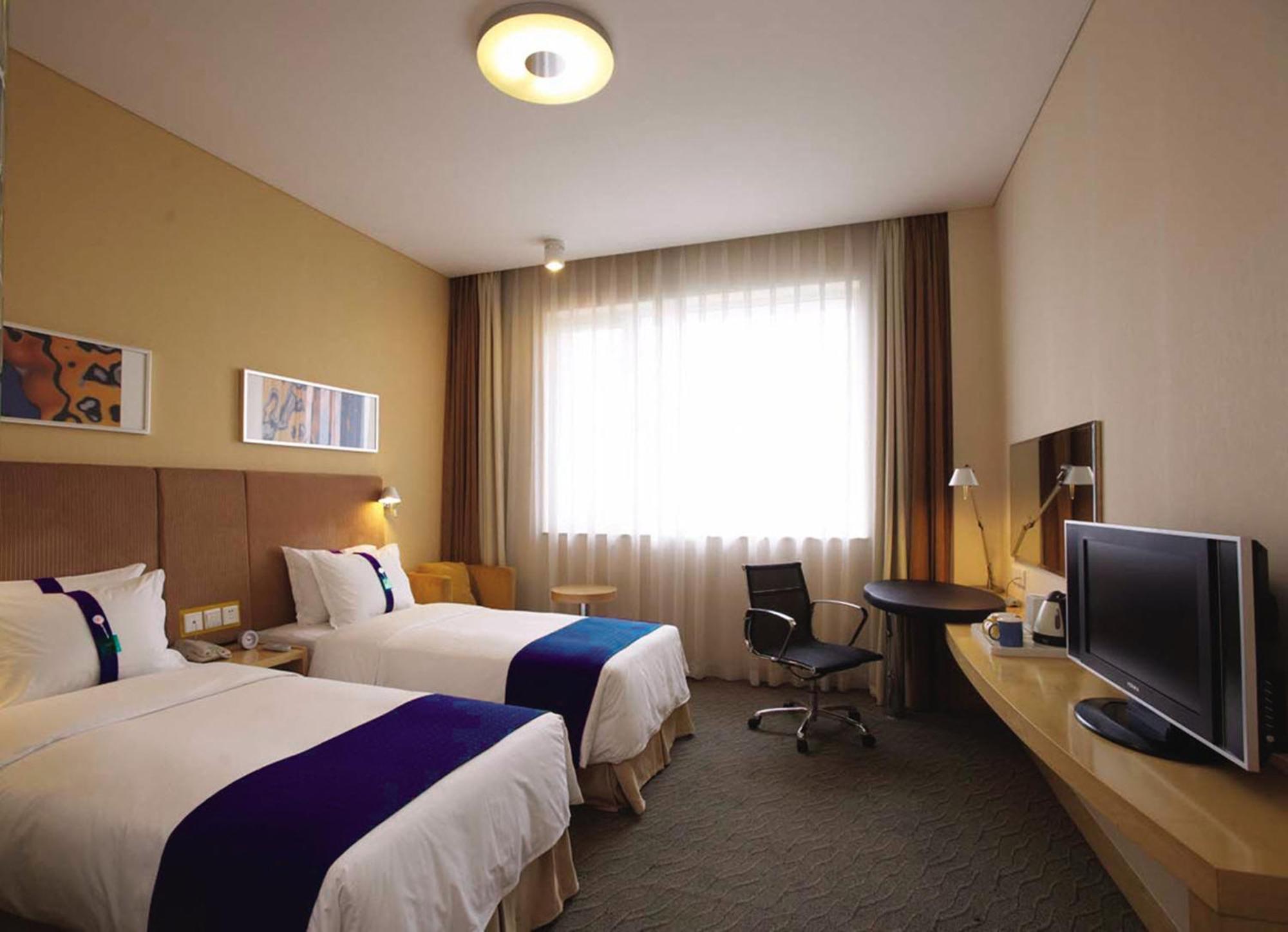 Holiday Inn Express Chengdu North Railway Station By Ihg - Near Panda Base, Near Chunxi Road Dış mekan fotoğraf